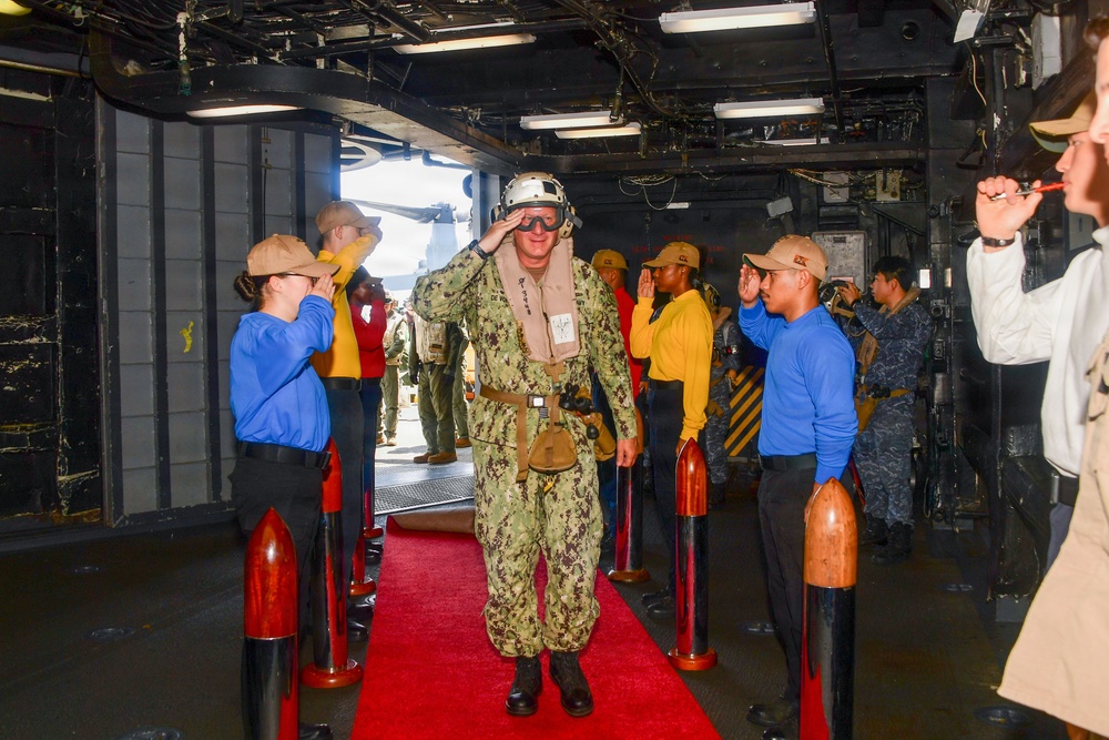 Admirals visit USS Essex during RIMPAC 2026