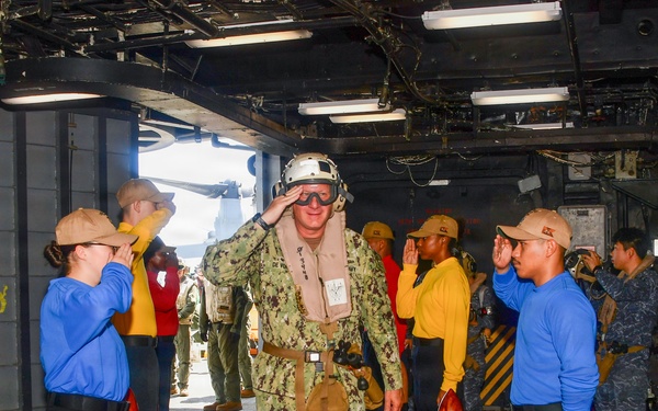 Admirals visit USS Essex during RIMPAC 2026
