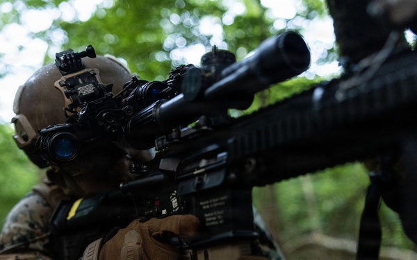 12th LCT Charlie Co. Executes a Force-on-Force Raid at Camp Fuji