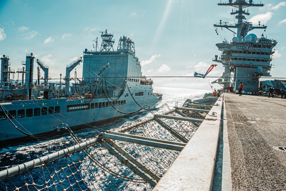 George Washington Conducts Fueling at Sea