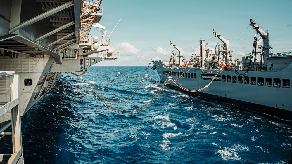George Washington Conducts Fueling at Sea
