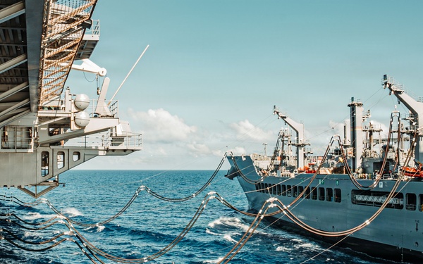 George Washington Conducts Fueling at Sea
