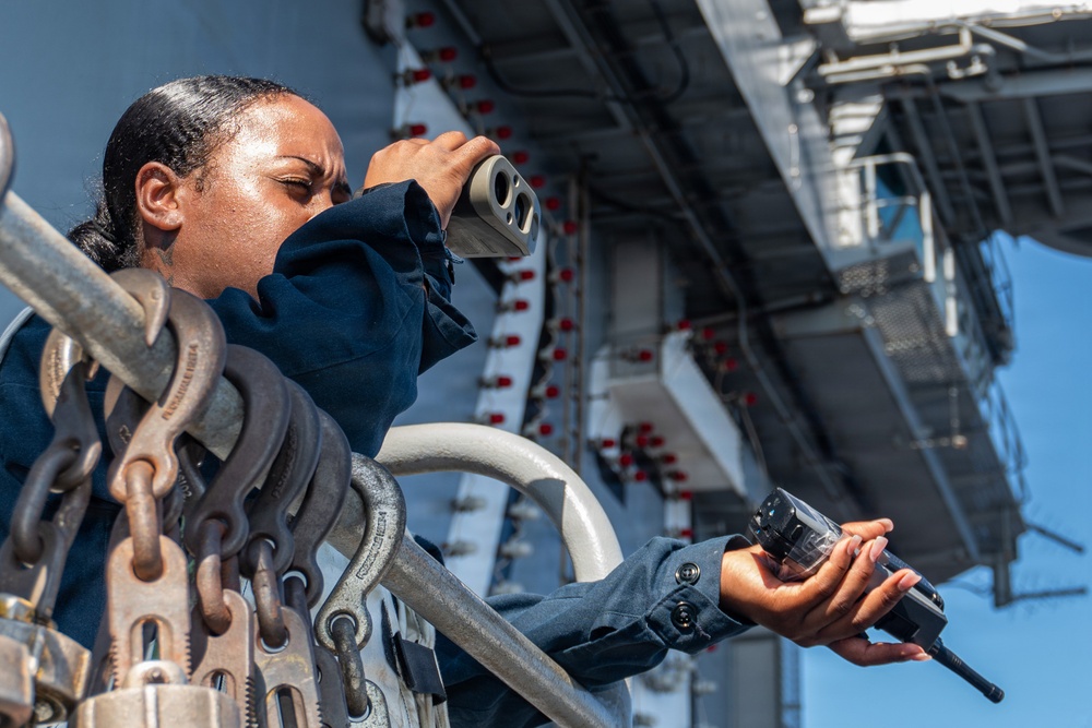 George Washington Conducts Fueling at Sea