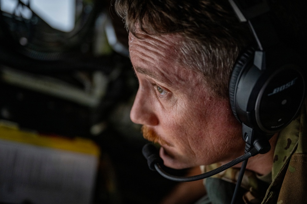 KC135 prepares for AR mission in CENTCOM AOR