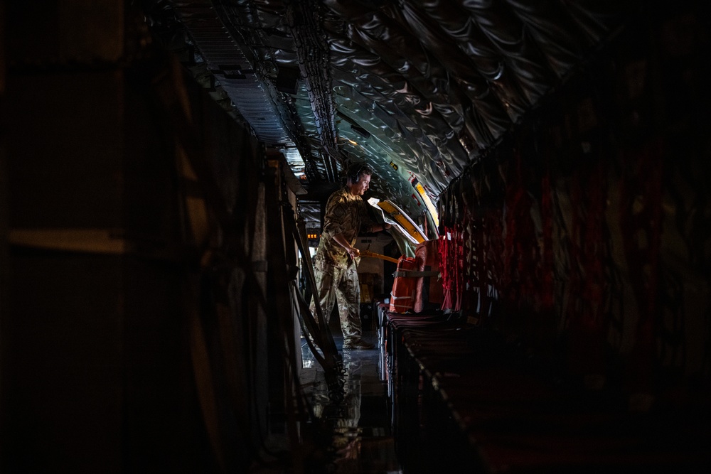KC135 prepares for AR mission in CENTCOM AOR