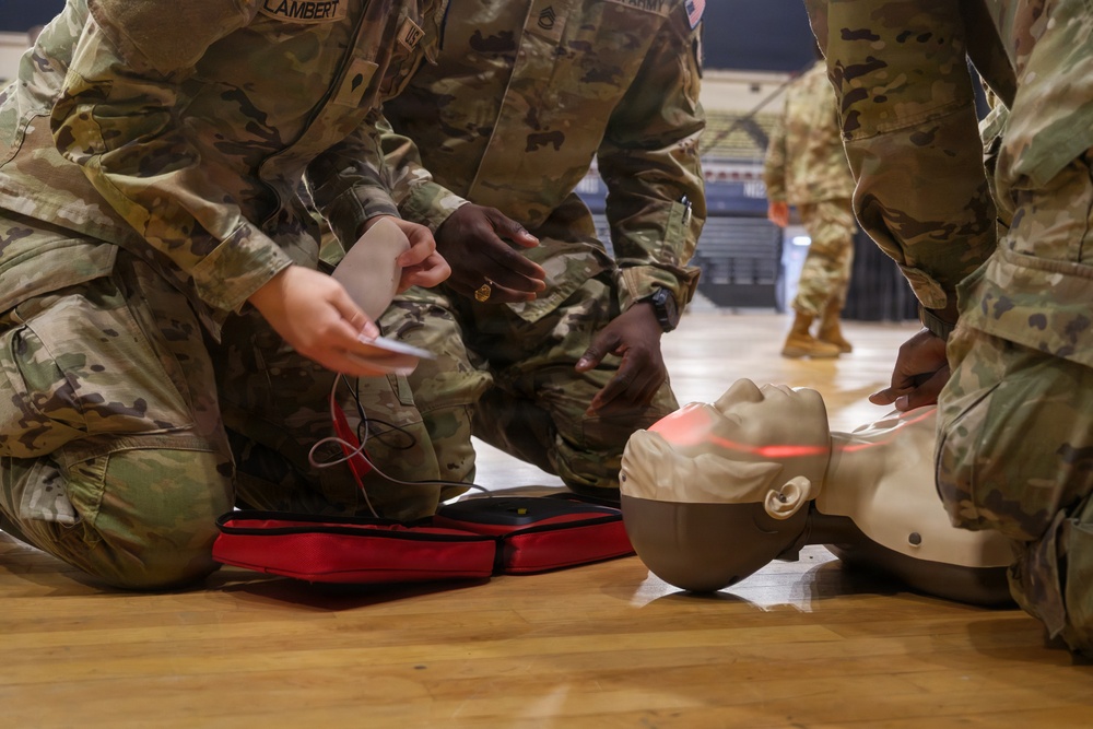 JTF-DC Guardsmen Conduct CPR Training