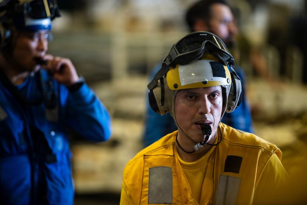 Boxer Sailors Transport Aircraft