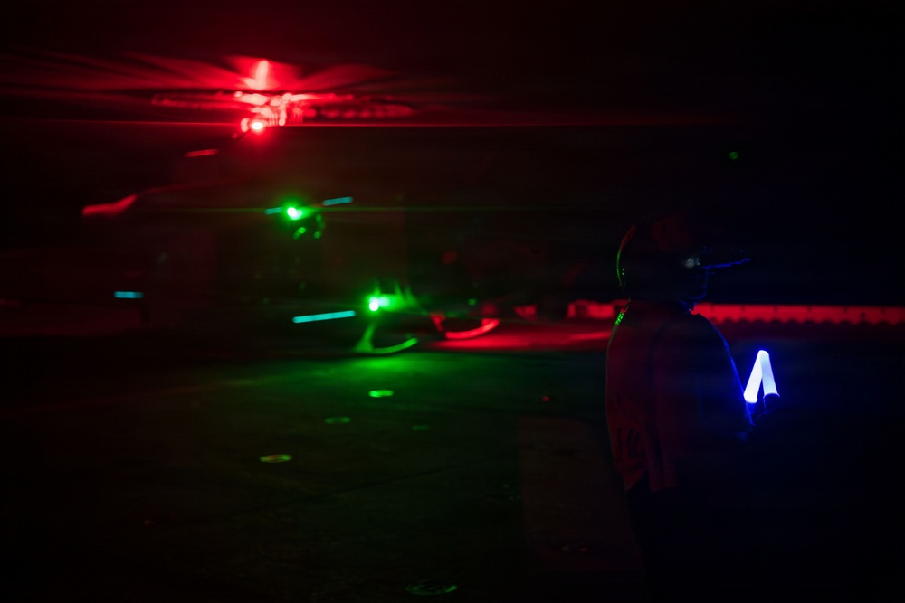 USS Boxer, 11th MEU Conduct Flight Operations