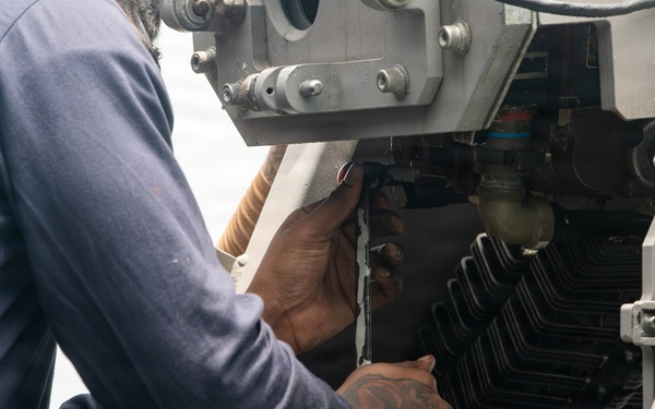 Boxer Sailors Calibrate Mark 38 Mod 2 Weapon System
