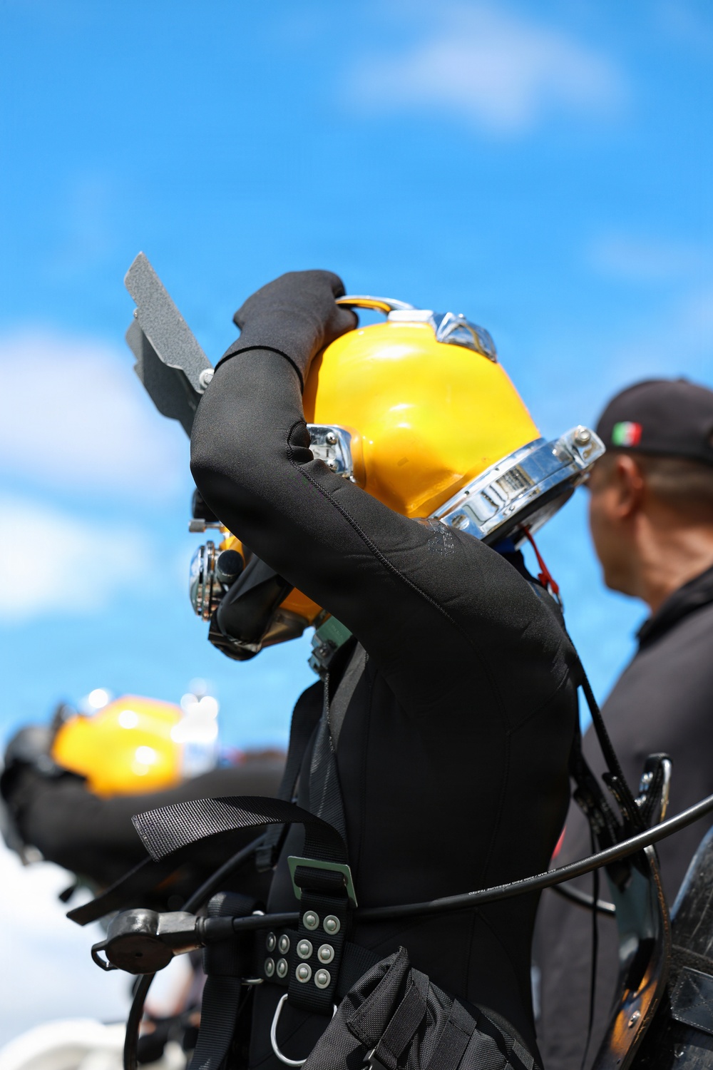 Multinational Navy divers conduct salvage diving operations during RIMPAC 2026