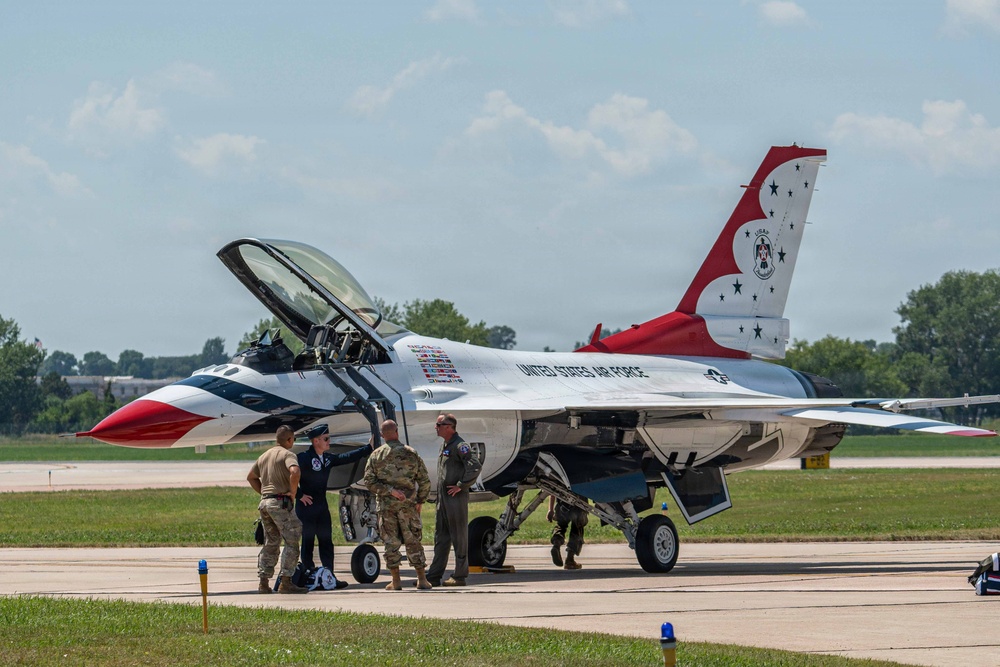 Thunderbirds Arrival