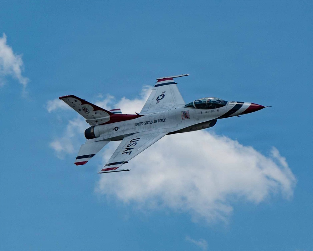 Thunderbirds Arrival