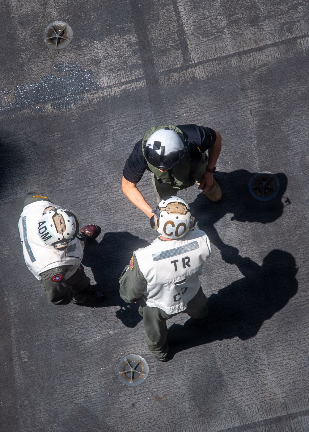 Acting SECNAV visits CVN 71 during RIMPAC26