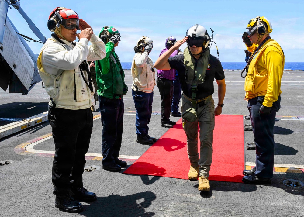 Acting SECNAV visits CVN 71 during RIMPAC26