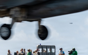 Acting SECNAV visits CVN 71 during RIMPAC26