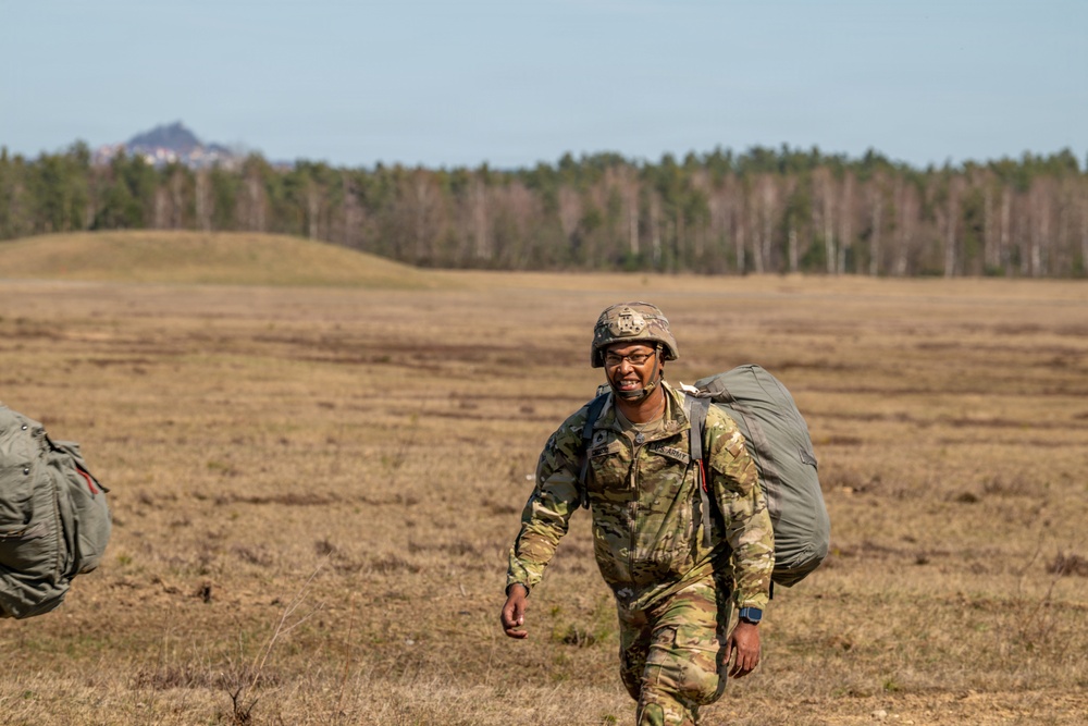 Paratroopers conduct mortar gunnery at Grafenwoehr Training Area