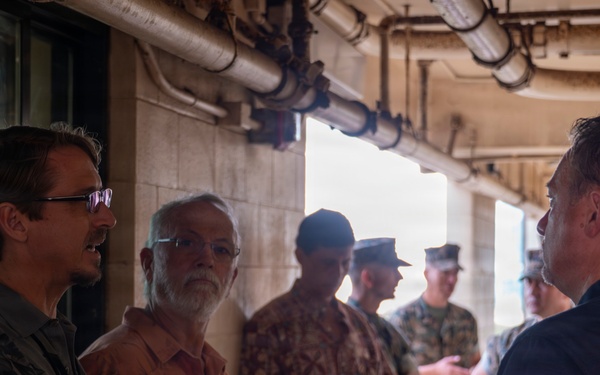 Acting SECNAV and congressional delegation visit MCBH