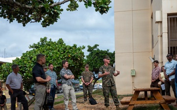 Acting SECNAV and congressional delegation visit MCBH