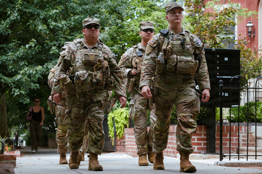 JTF-DC Arkansas Guardsmen continue patrolling Logan Circle