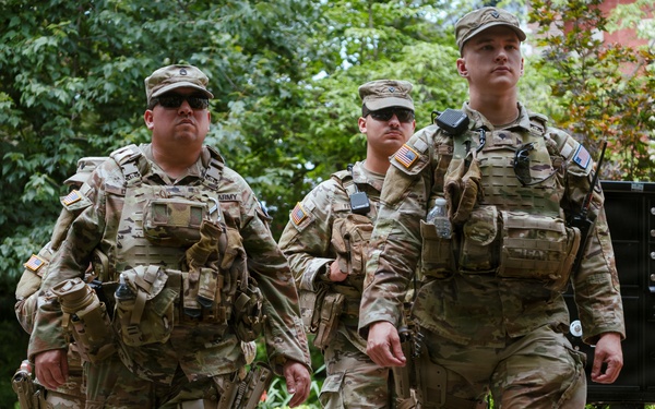 JTF-DC Arkansas Guardsmen continue patrolling Logan Circle