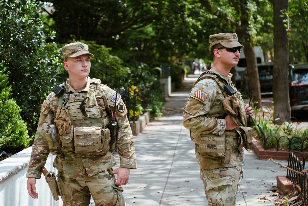 JTF-DC Arkansas Guardsmen continue patrolling Logan Circle