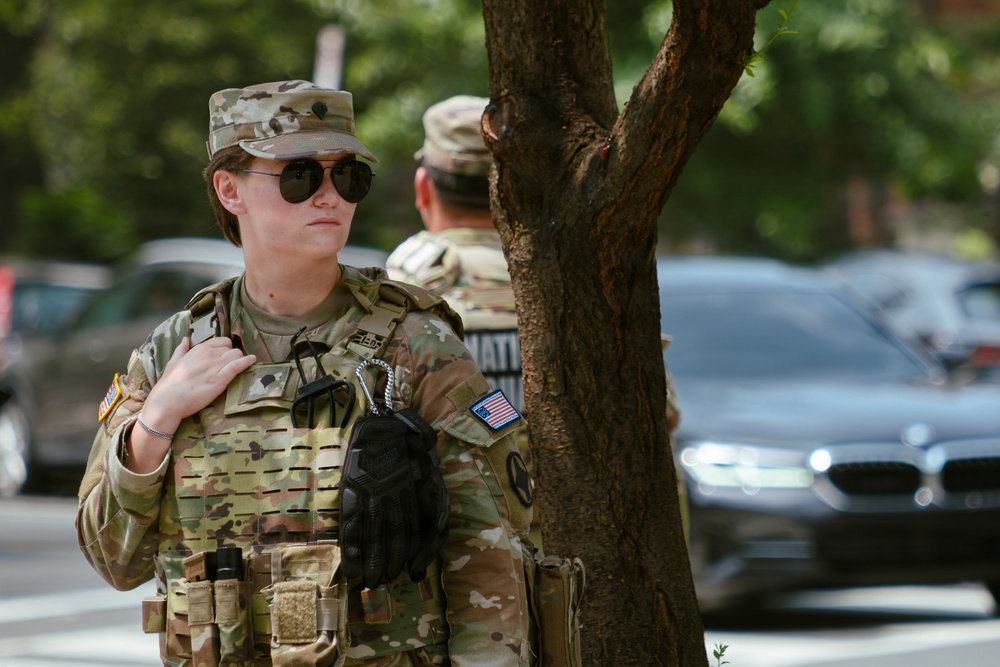 JTF-DC Arkansas Guardsmen continue patrolling Logan Circle