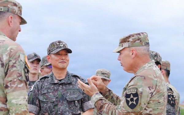 ROK Lt. Gen. Innovation Lab Visit