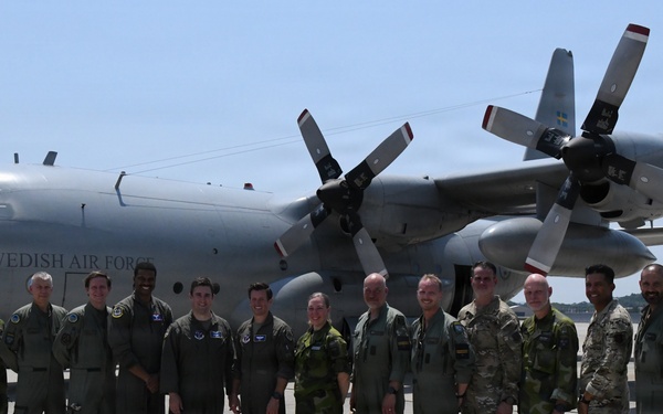 Swedish Air Force and U.S. Air Force Rescue Crews Meet in Newburgh New York