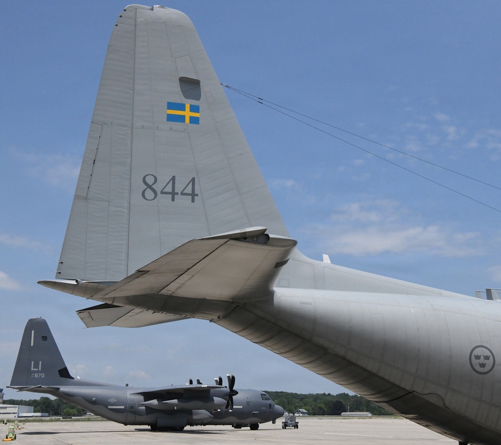 Swedish Air Force and U.S. Air Force Rescue Crews Meet in Newburgh New York
