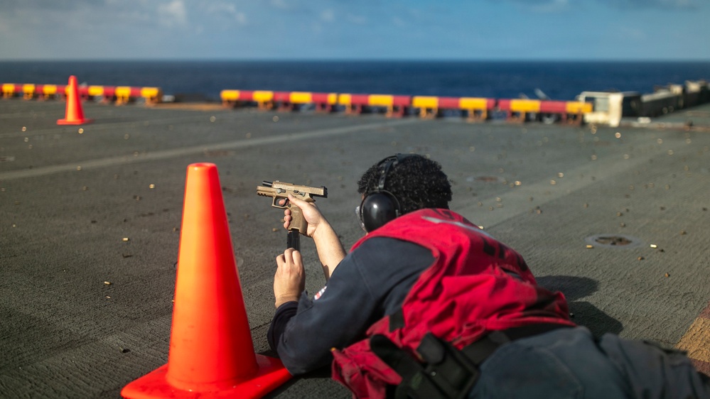 The 31st MEU Conducts a Gun Shoot