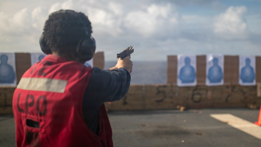 The 31st MEU Conducts a Gun Shoot