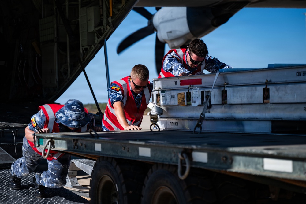 Exercise southern cross fuels up