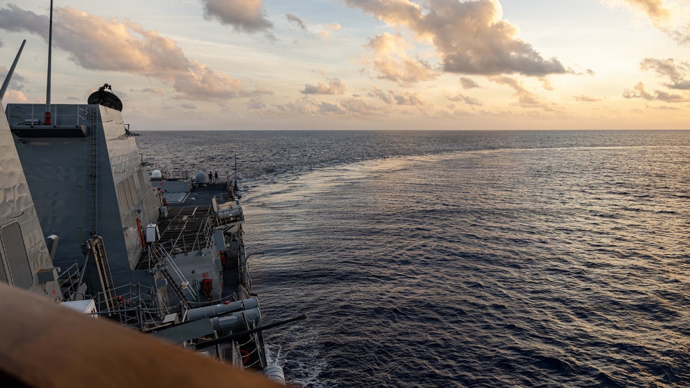 USS Mustin conducts bridge operations