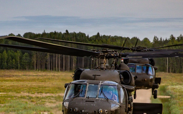 1st Infantry Division Aviation Soldiers Conduct Aerial Gunnery in Latvia
