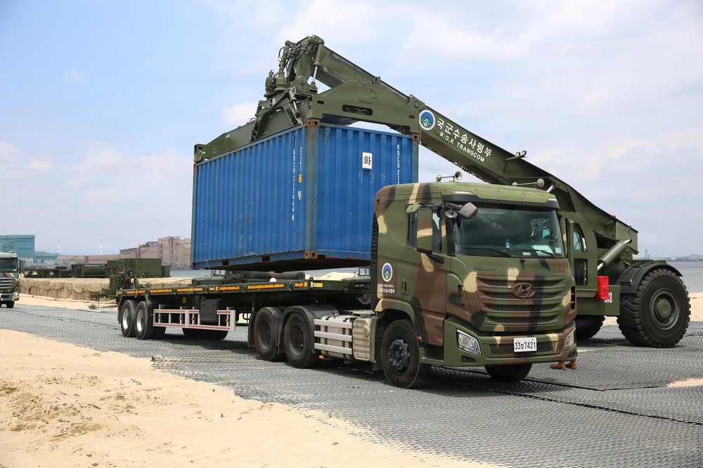 19th ESC Supports Joint and Combined Logistics During CJLOTS 26