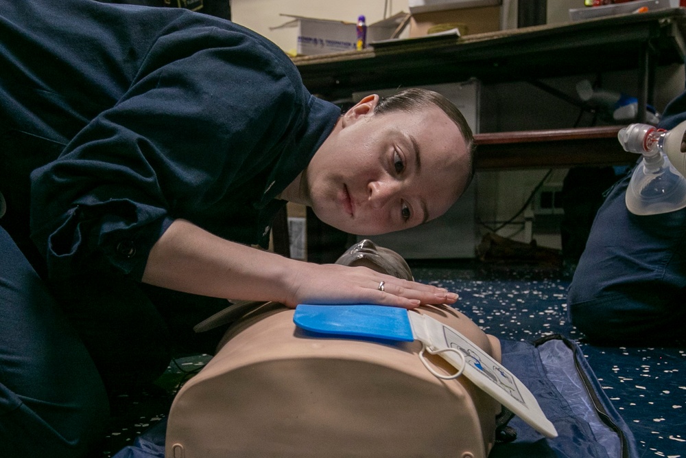 USS Tripoli Sailors Conduct CPR Training