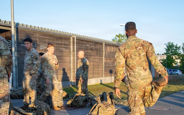41st Field Artillery Brigade conducts a ruck in preparation for NWIC