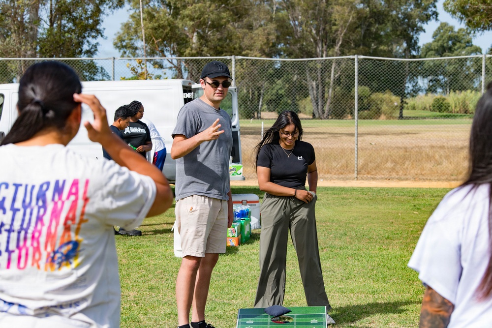 NAVSTA Rota personnel hold command picnic