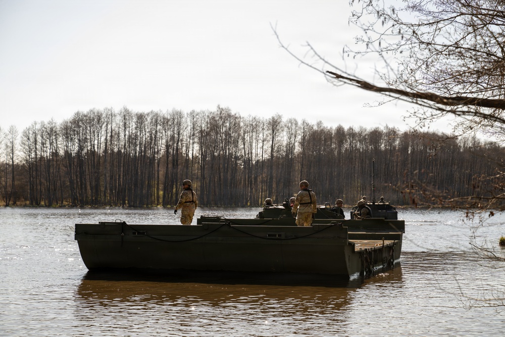 809th MRBC and 12th CAB conduct sling load and rafting operations