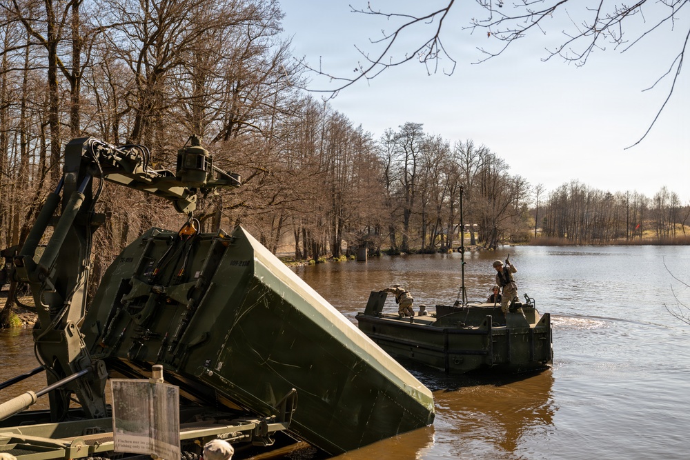 809th MRBC and 12th CAB conduct sling load and rafting operations