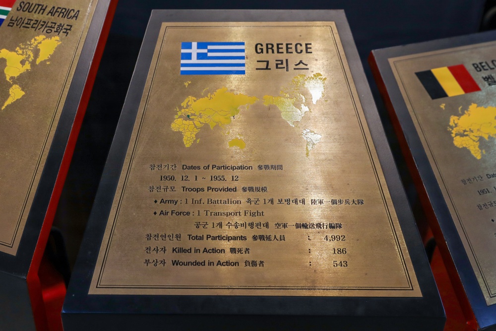 The Greek Minister for Foreign Affairs attends JSA Orientation