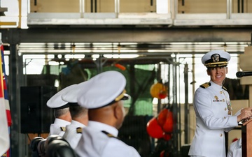 Commander, Task Force 68 holds a Change of Command and Retirement Ceremony