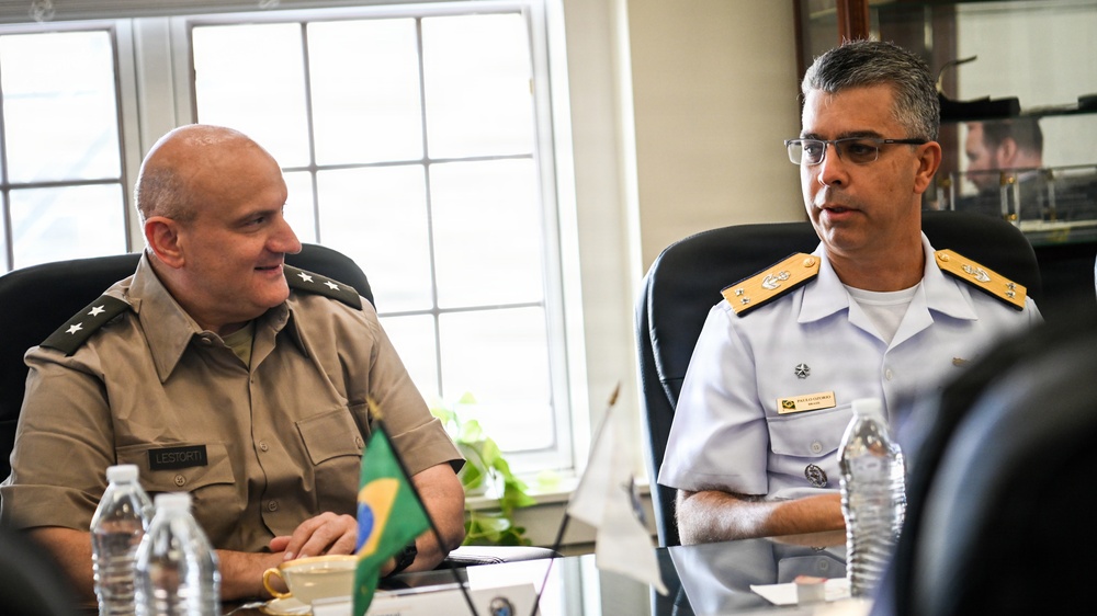 Brazilian Joint Staff Chief Visits Inter-American Defense College