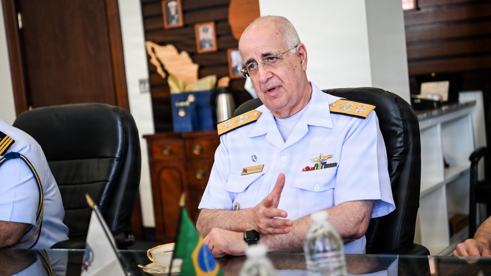 Brazilian Joint Staff Chief Visits Inter-American Defense College