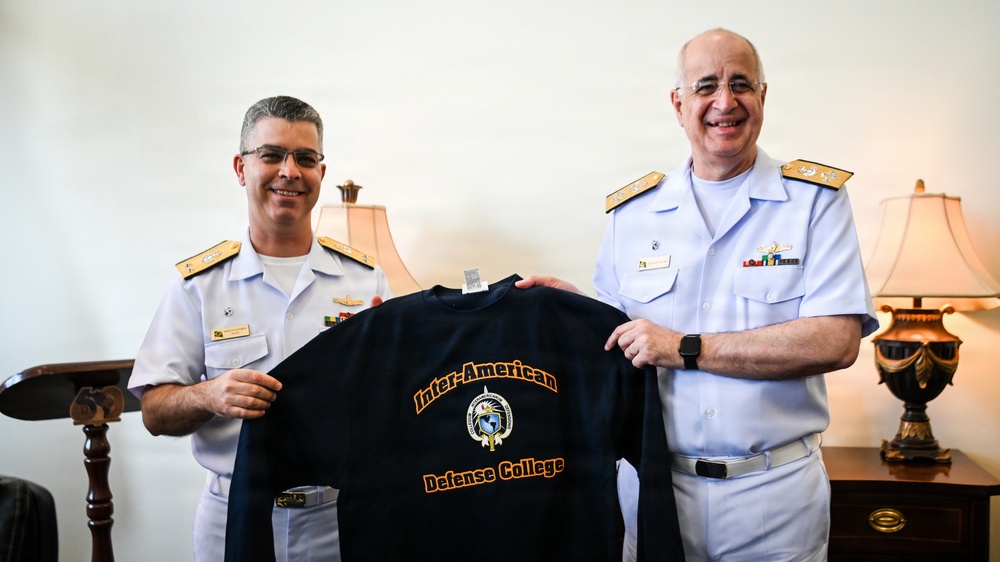 Brazilian Joint Staff Chief Visits Inter-American Defense College