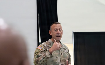 Army Reserve Soldiers prepare to strengthen command climate as Equal Opportunity Leaders