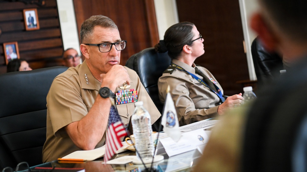U.S. Southern Command Commander Visit to IADC