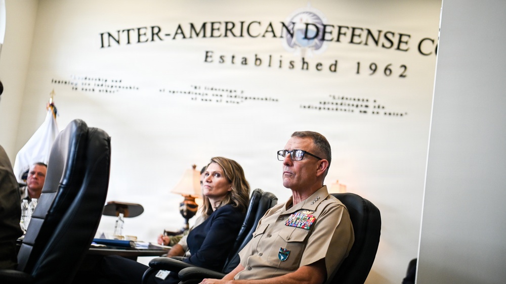U.S. Southern Command Commander Visit to IADC