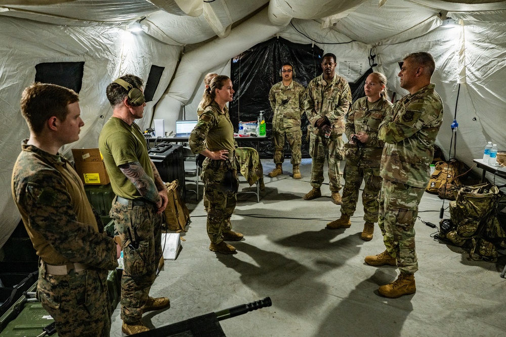 621 CRW Commander Visits CRE in Venezuela