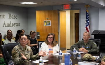 Col. Seekamp tours Joint Base Andrews as new commander